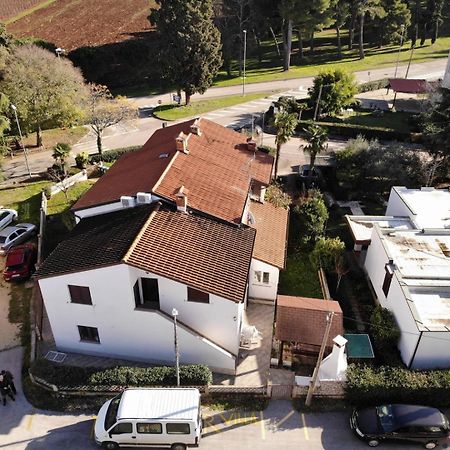 Apartments Kadum Porec Center Near The Beach Exterior foto