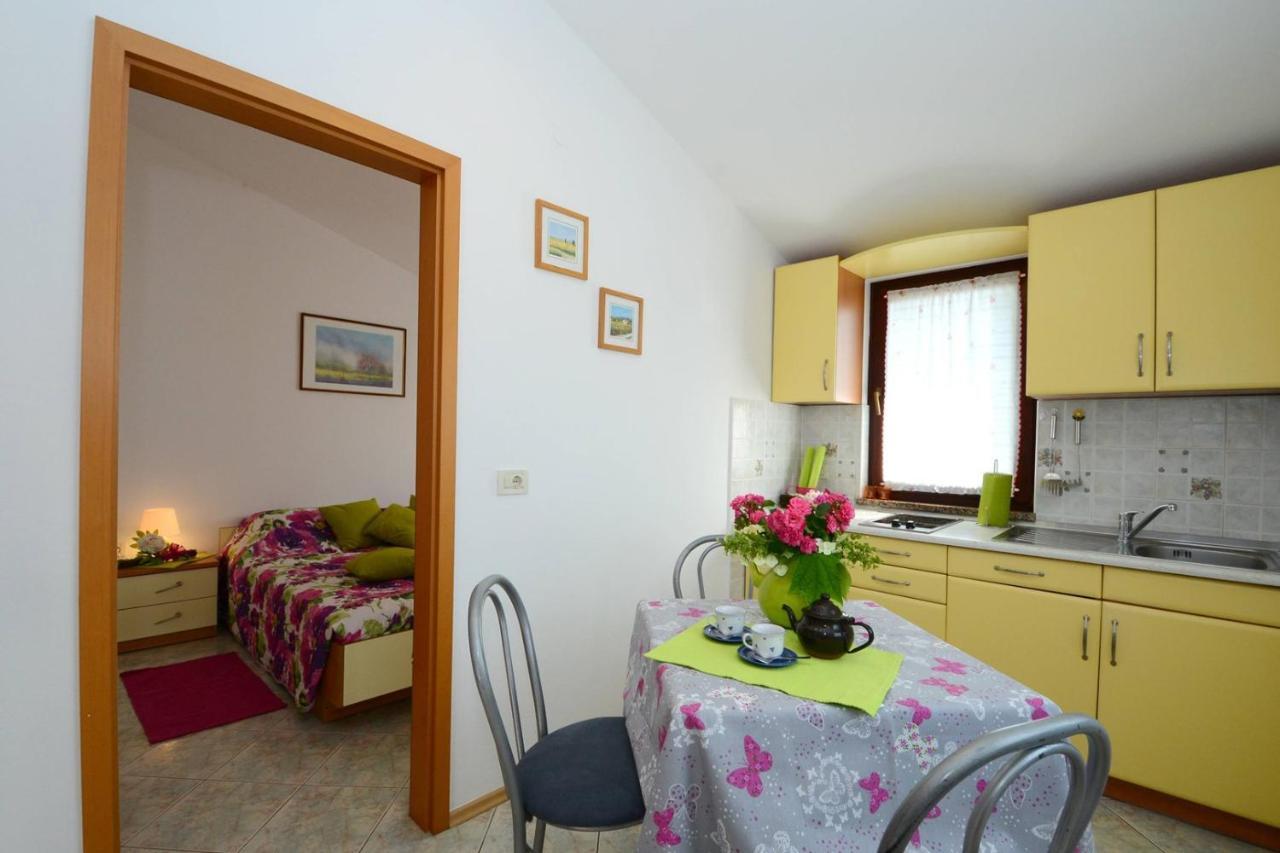 Apartments Kadum Porec Center Near The Beach Exterior foto